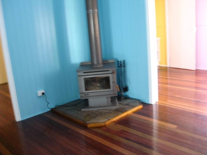 40 Chester Street, Nanango QLD 4615