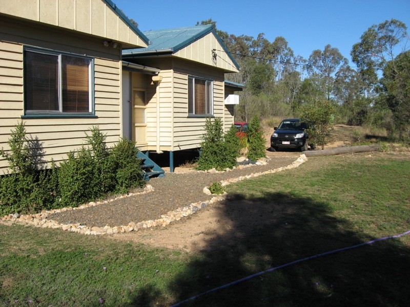 49 Tanduringie Drive, Nanango QLD 4615