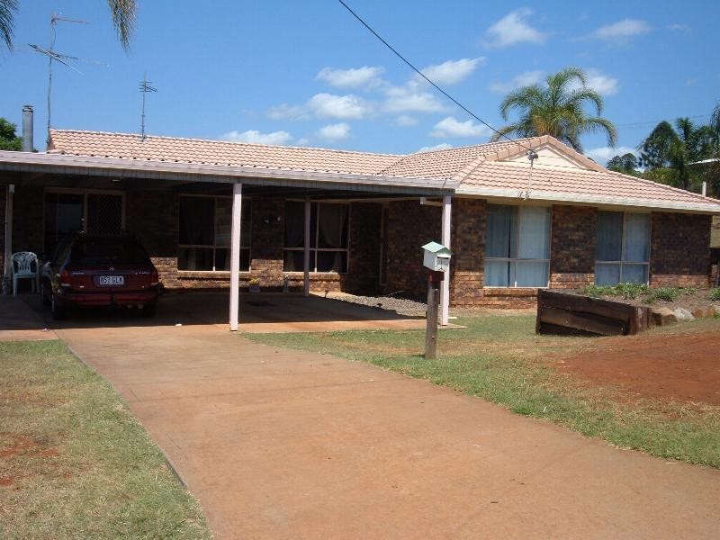 1 Juileratt, Yarraman QLD 4614