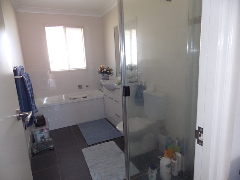 45 BUNKER AVENUE, Nanango QLD 4615