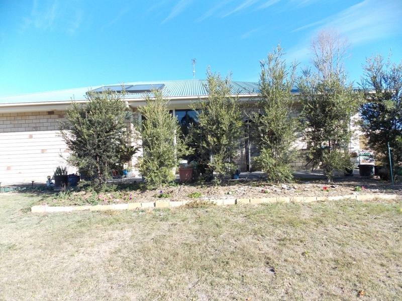 45 BUNKER AVENUE, Nanango QLD 4615
