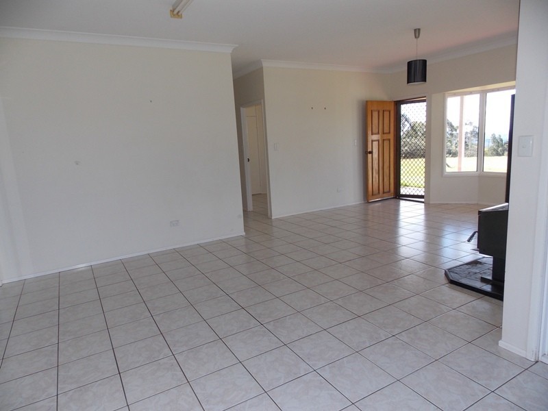 79 Anderson, Nanango QLD 4615