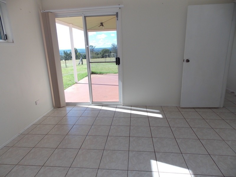 79 Anderson, Nanango QLD 4615