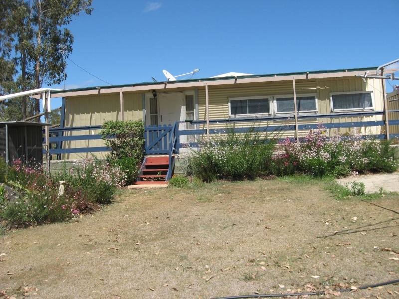 16 Birch Road, Wattle Camp QLD 4615