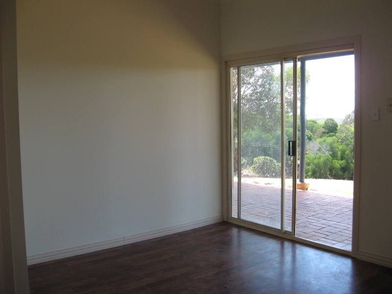 64 Bucklands Road, Nanango QLD 4615