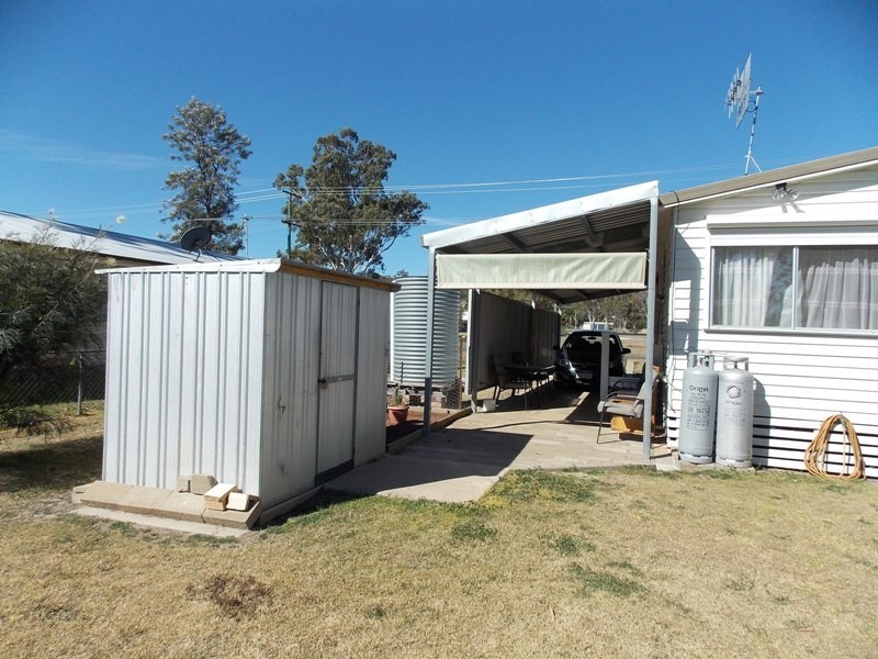 25 Brisbane Street, Nanango QLD 4615