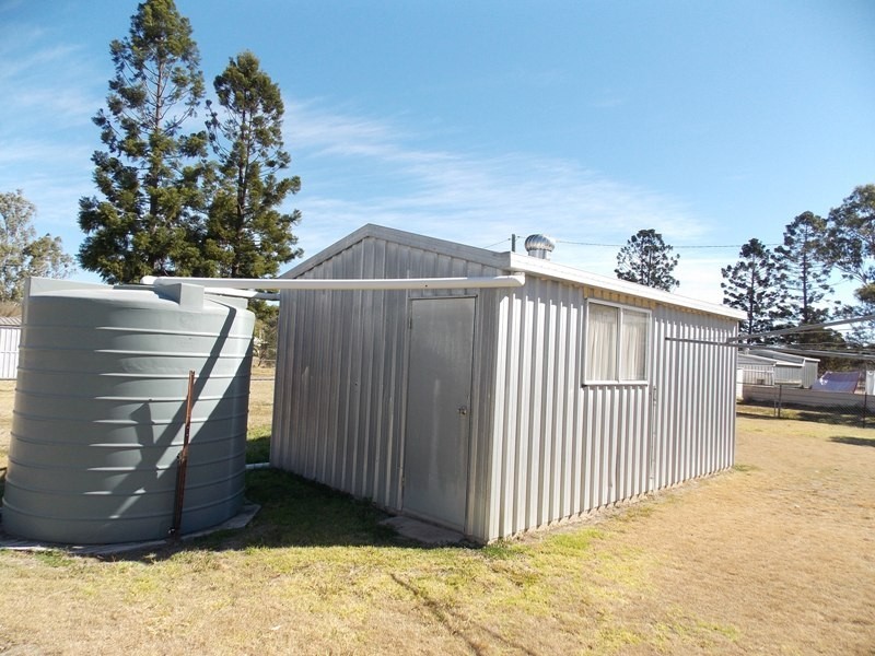 25 Brisbane Street, Nanango QLD 4615