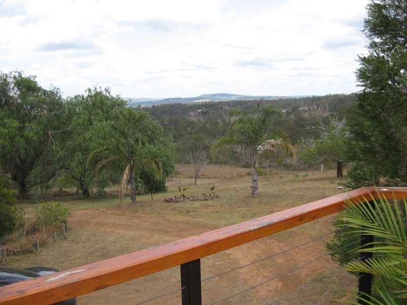 37 Muller Street, Nanango QLD 4615