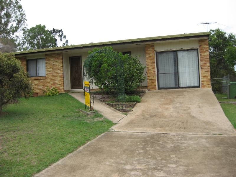 93 Wickham Street, Nanango QLD 4615