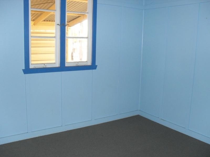 22 Church Street, Nanango QLD 4615