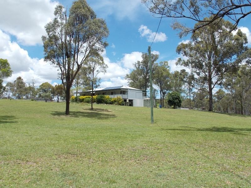 142 OLD RIFLE RANGE ROAD, Nanango QLD 4615