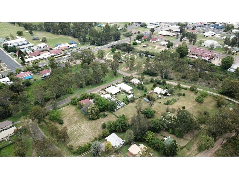 44 GOLD STREET, Nanango QLD 4615