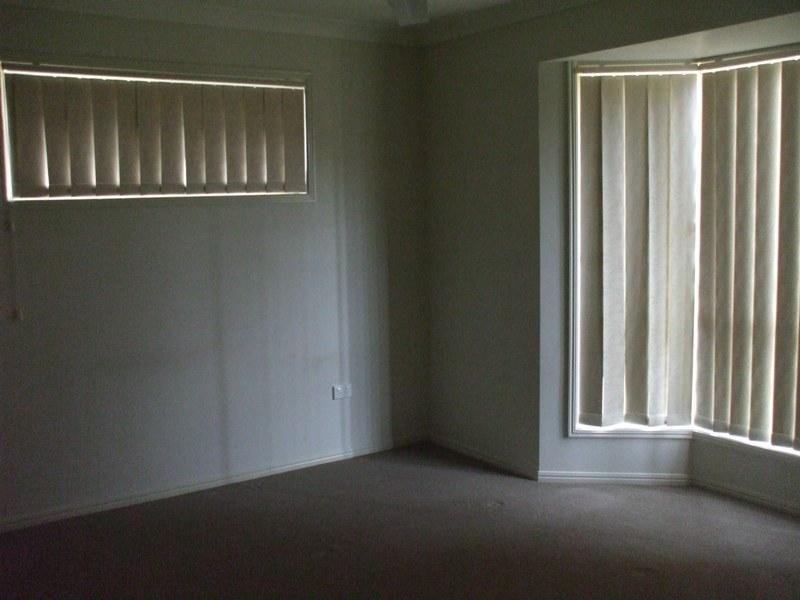 12 GIPPS STREET, Nanango QLD 4615