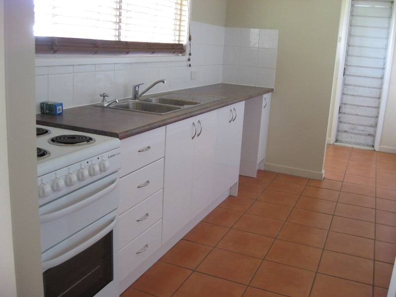 27 Brisbane Street, Nanango QLD 4615