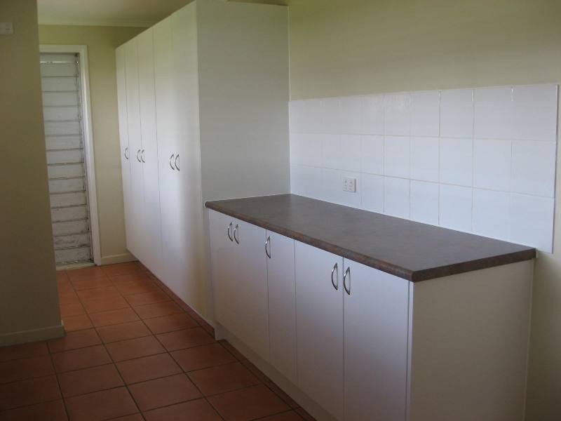 27 Brisbane Street, Nanango QLD 4615
