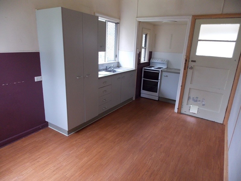 17 HAY STREET, Nanango QLD 4615