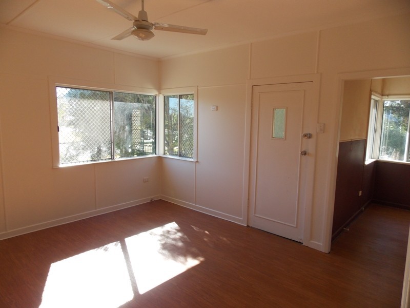 17 HAY STREET, Nanango QLD 4615