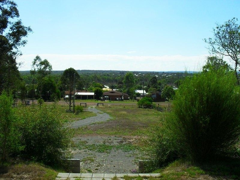 52 Home Street, Nanango QLD 4615