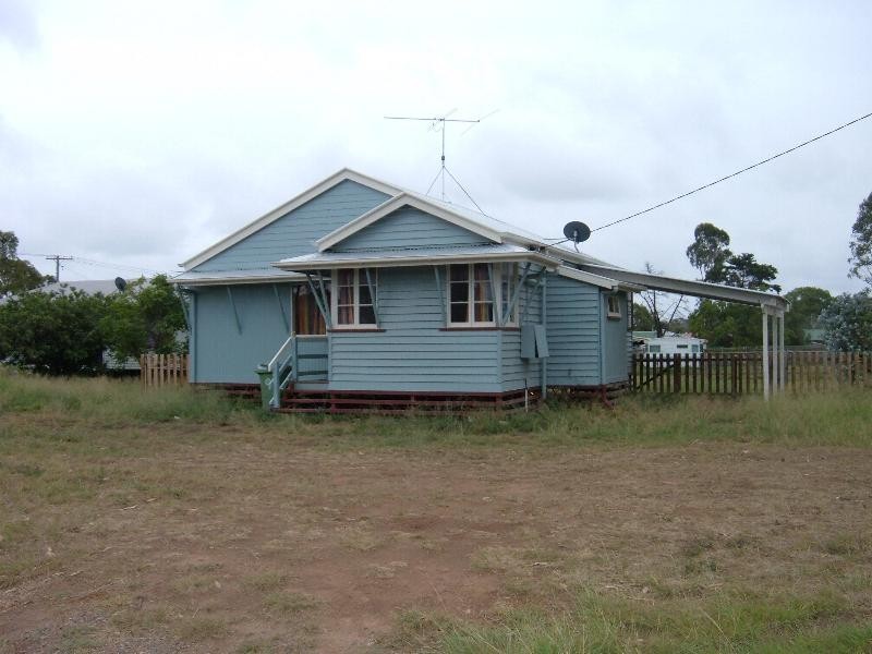 40a Burnett Street, Nanango QLD 4615