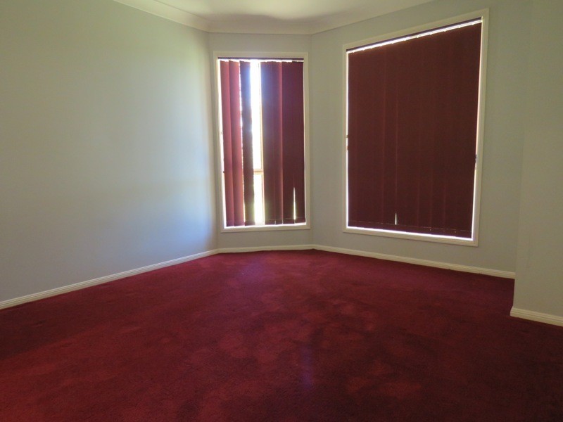 18 Gold Street, Nanango QLD 4615