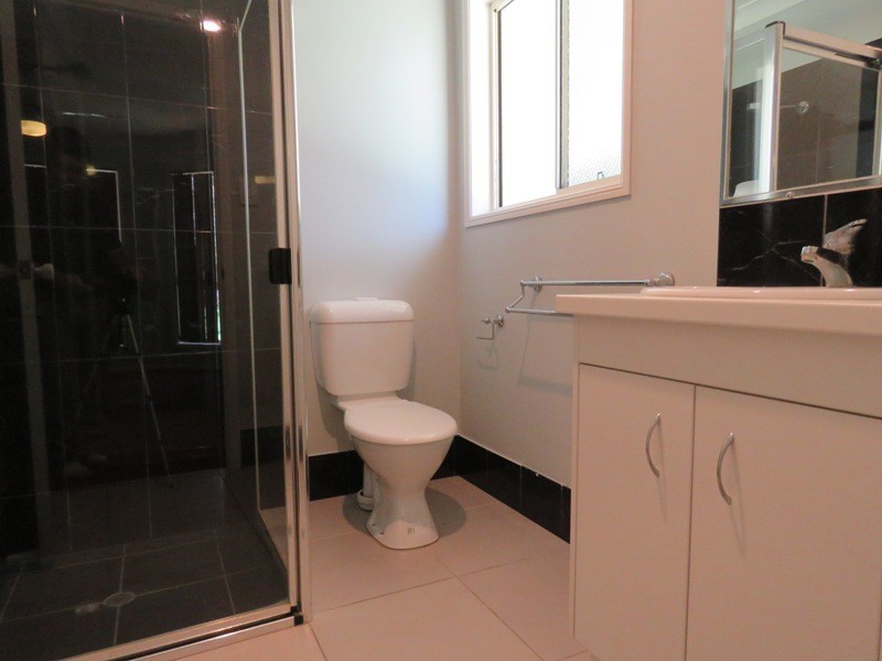 18 Gold Street, Nanango QLD 4615