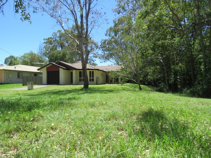 18 Gold Street, Nanango QLD 4615