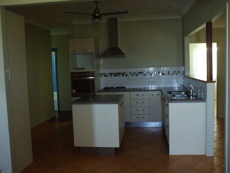 87 Chester Street, Nanango QLD 4615