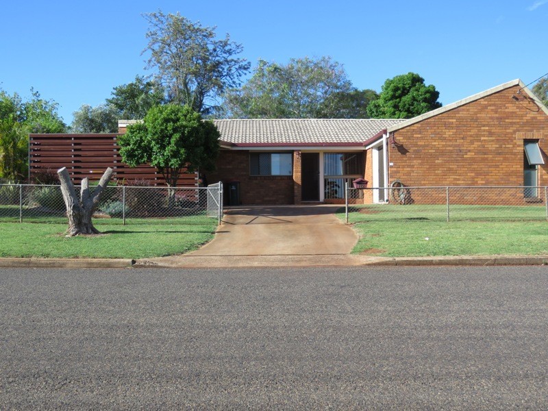 112 Ivy Street, Kingaroy QLD 4610