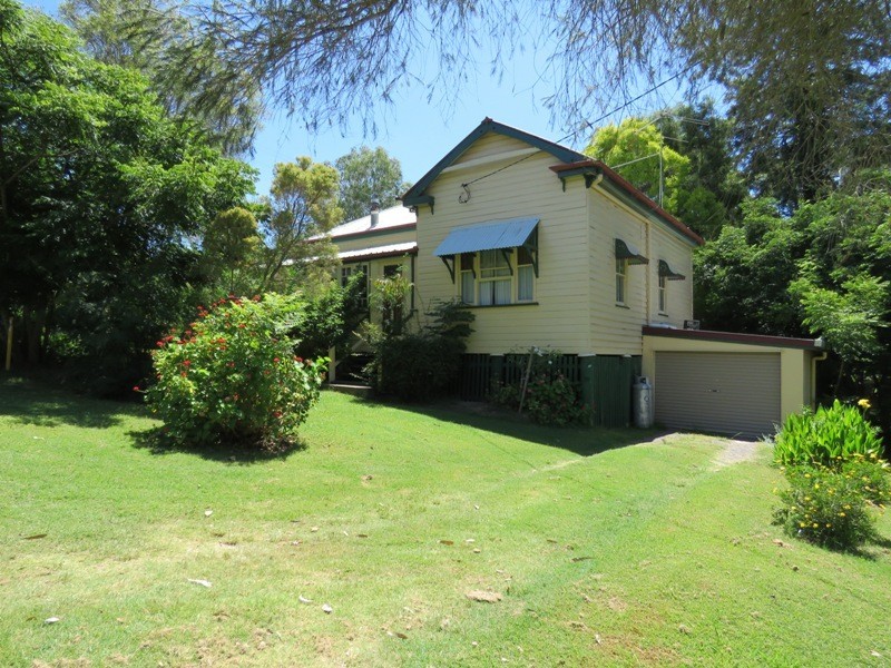 110 BRISBANE STREET, Nanango QLD 4615