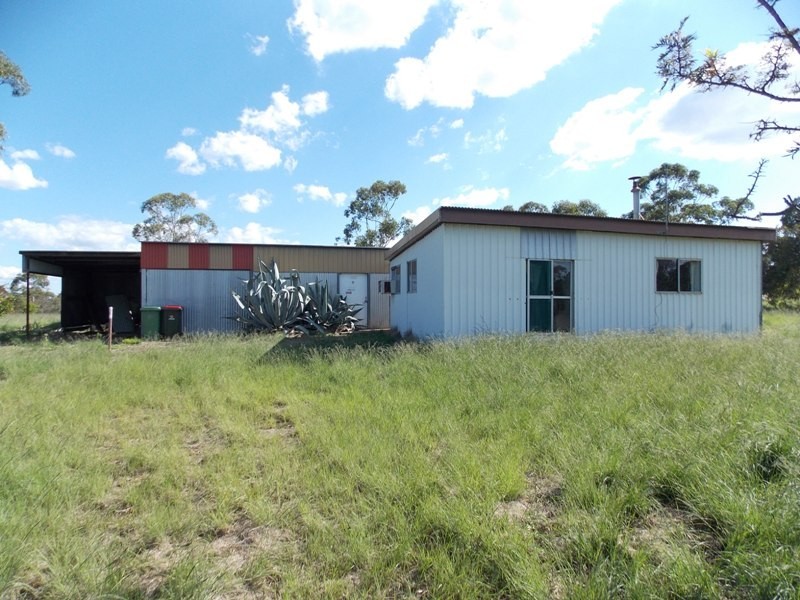 48 LILIAN AVENUE, Ellesmere QLD 4610
