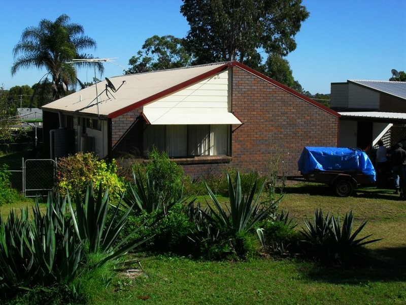 11 Hunter Street, Nanango QLD 4615