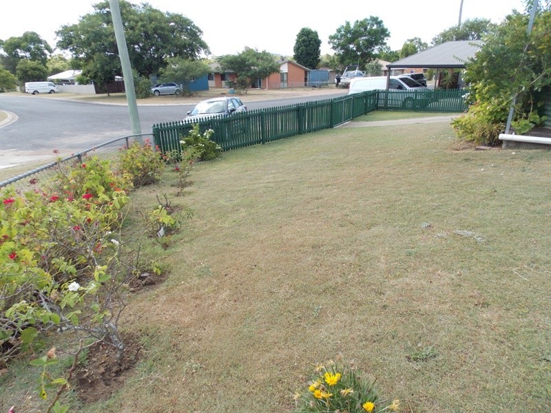 24 Bunker Avenue, Nanango QLD 4615