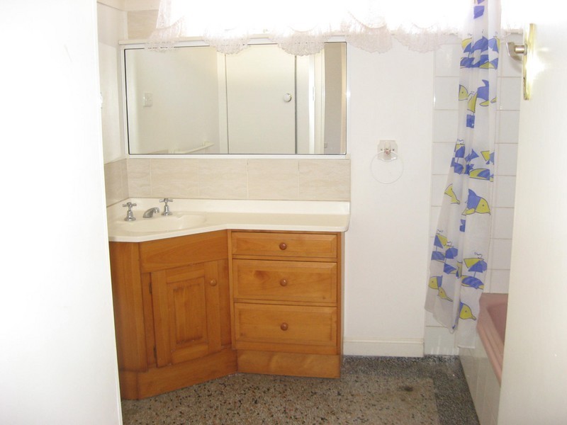 13 Dalkeith Street, Nanango QLD 4615