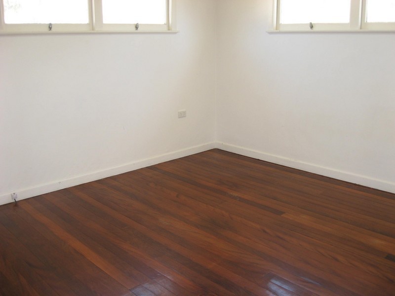 13 Dalkeith Street, Nanango QLD 4615