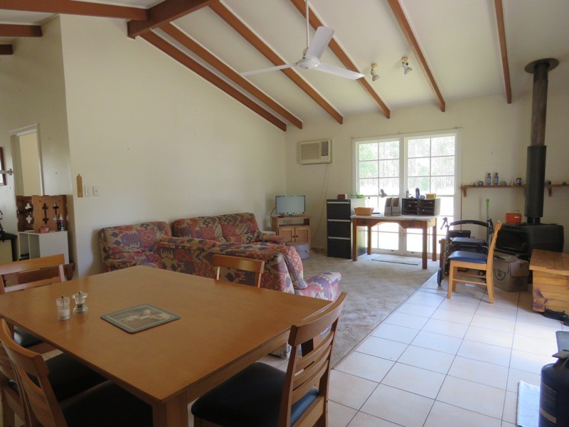 164 CARBEEN CRESCENT, Nanango QLD 4615