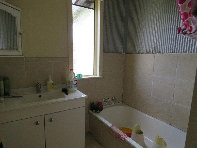 18 CHEADLE STREET, Yarraman QLD 4614