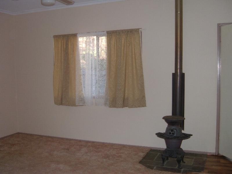 40 Gold Street, Nanango QLD 4615