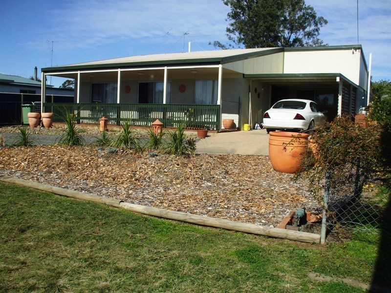 119  Drayton Street, Nanango QLD 4615