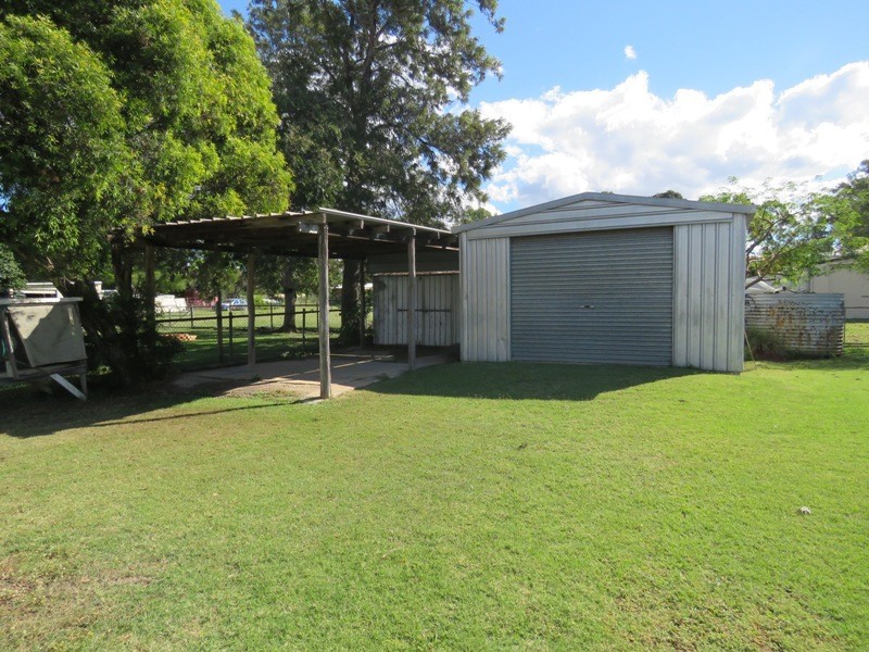 85 GIPPS STREET, Nanango QLD 4615