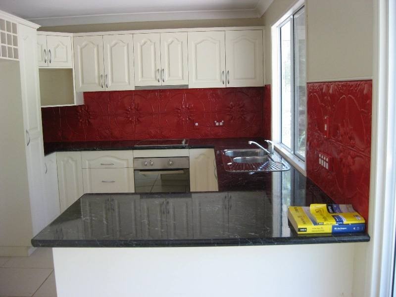 Blackbutt QLD 4306