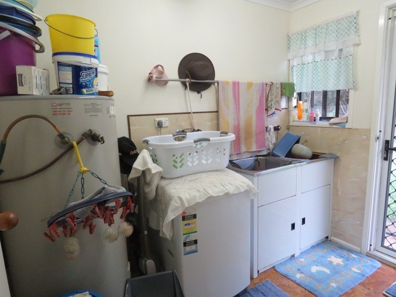 207 Blackbutt Crows Nest Road, Blackbutt South QLD 4306