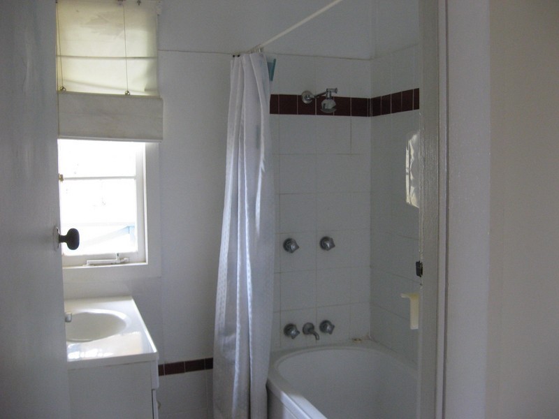 22 Church Street, Nanango QLD 4615