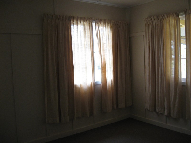 22 Church Street, Nanango QLD 4615