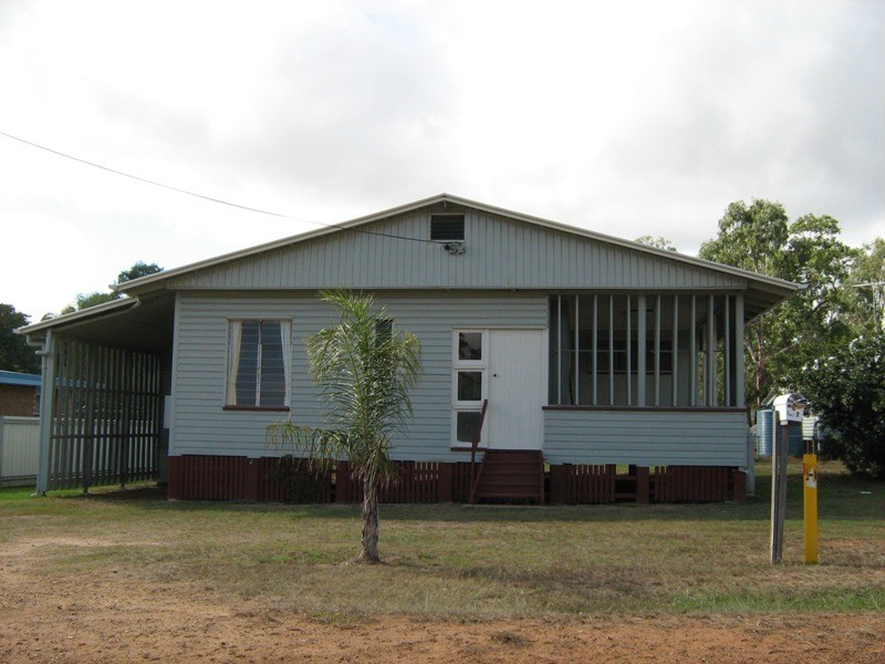 40b Burnett Street, Nanango QLD 4615