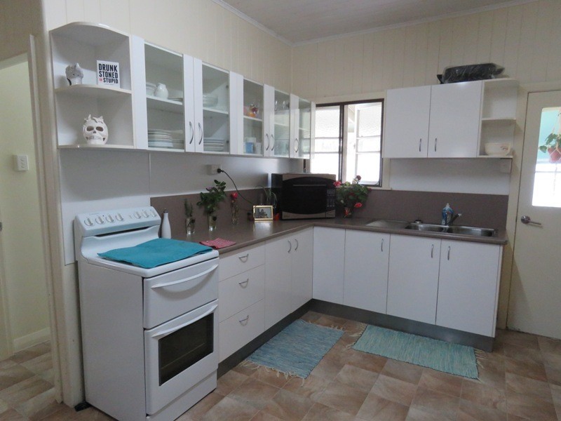 88 BURNETT STREET, Nanango QLD 4615