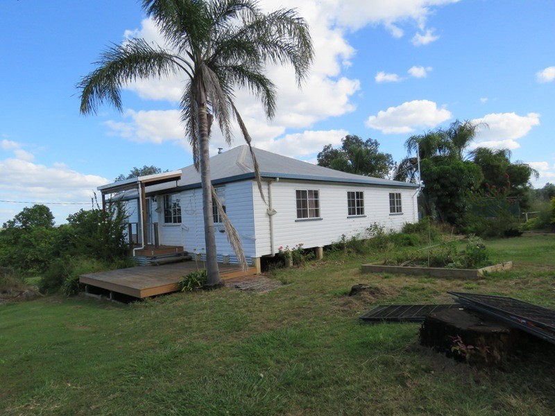 246 HAMILTON ROAD, South East Nanango QLD 4615