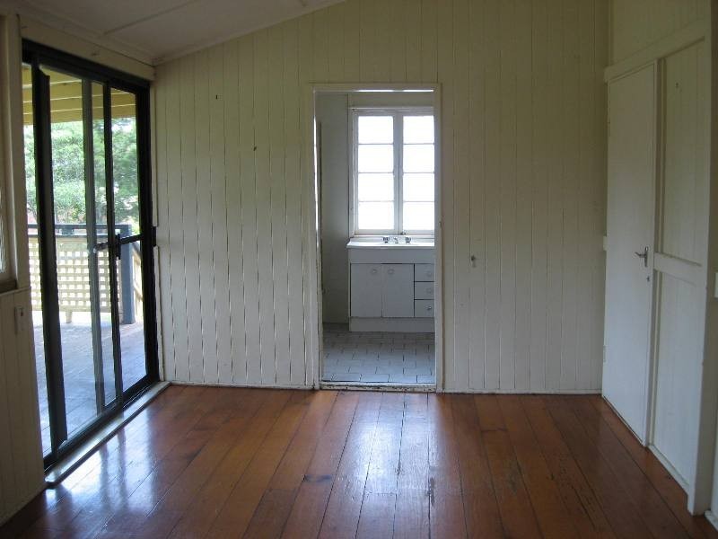 51 Griffin Road, Blackbutt QLD 4306