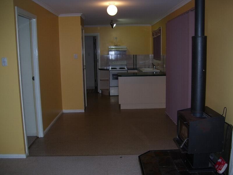 103 Brisbane Street, Nanango QLD 4615