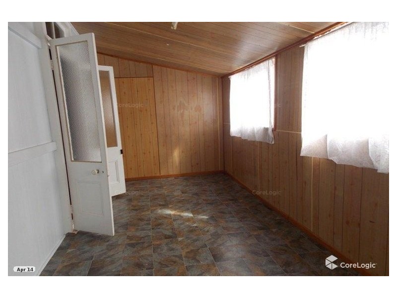 28 GIPPS STREET, Nanango QLD 4615