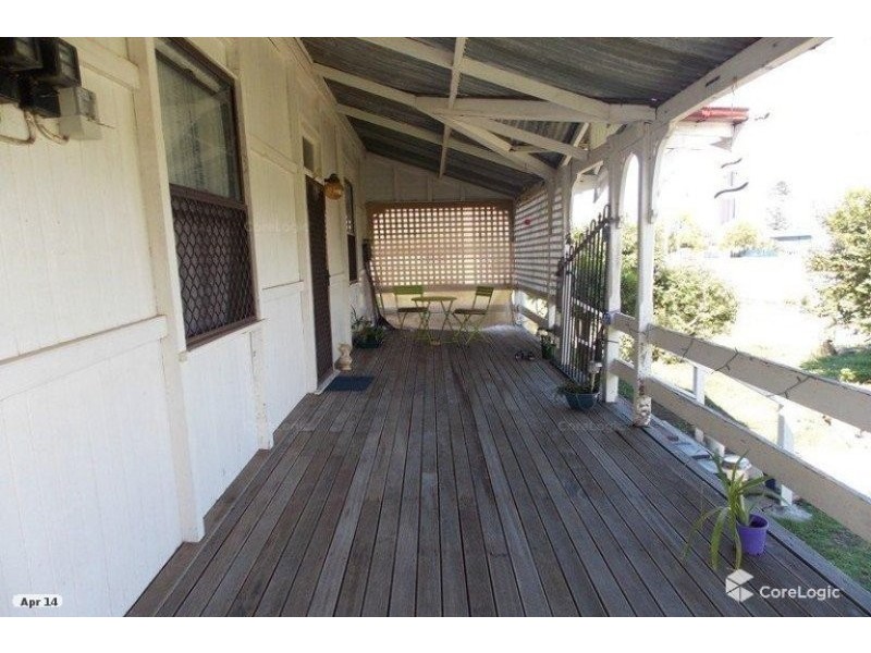 28 GIPPS STREET, Nanango QLD 4615